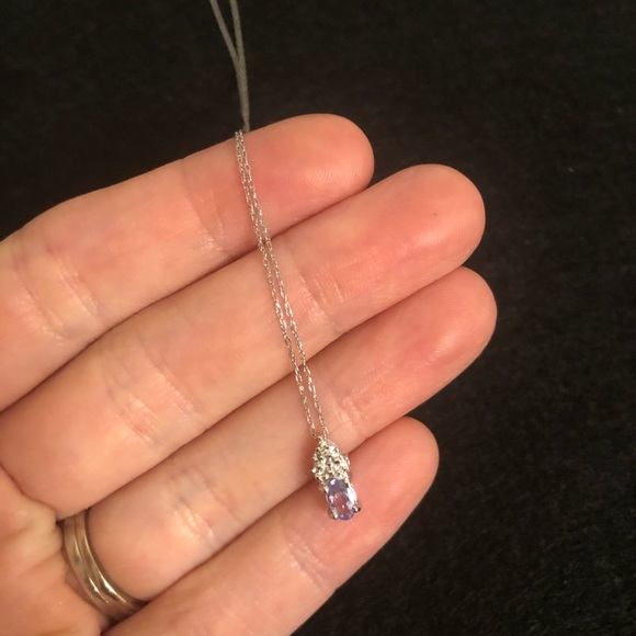10k white gold Tanzanite necklace JCPenney brand - Picture 6 of 11
